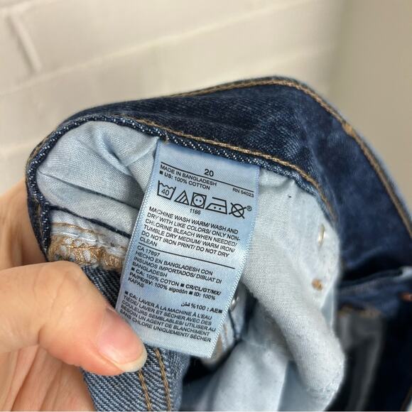 Old Navy High Rise Slouchy Straight Button Fly Distressed Jeans Size 20 - Picture 3 of 10